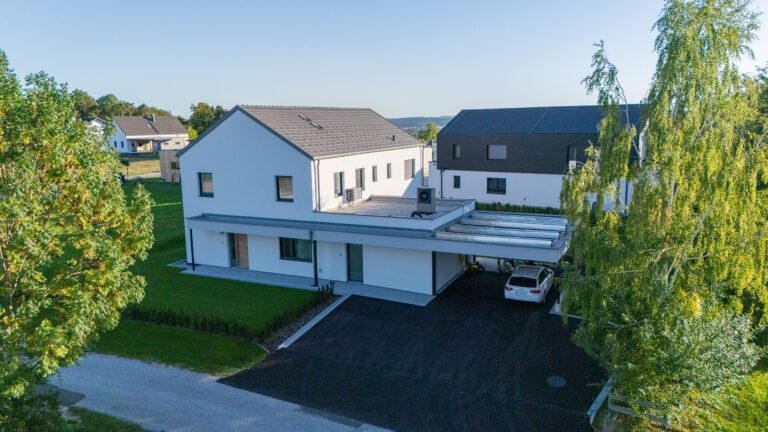 Einfamilienhaus im Grünen – Individuell und nach Maß geplant