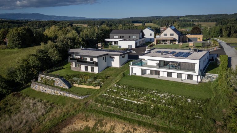 Einfamilienhaus am Hang: Individuelle Planung & Bau